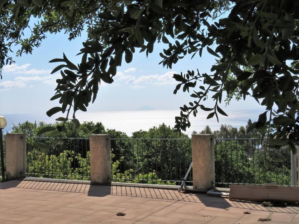 B&B Le Rose Del Tirreno Falerna Luaran gambar